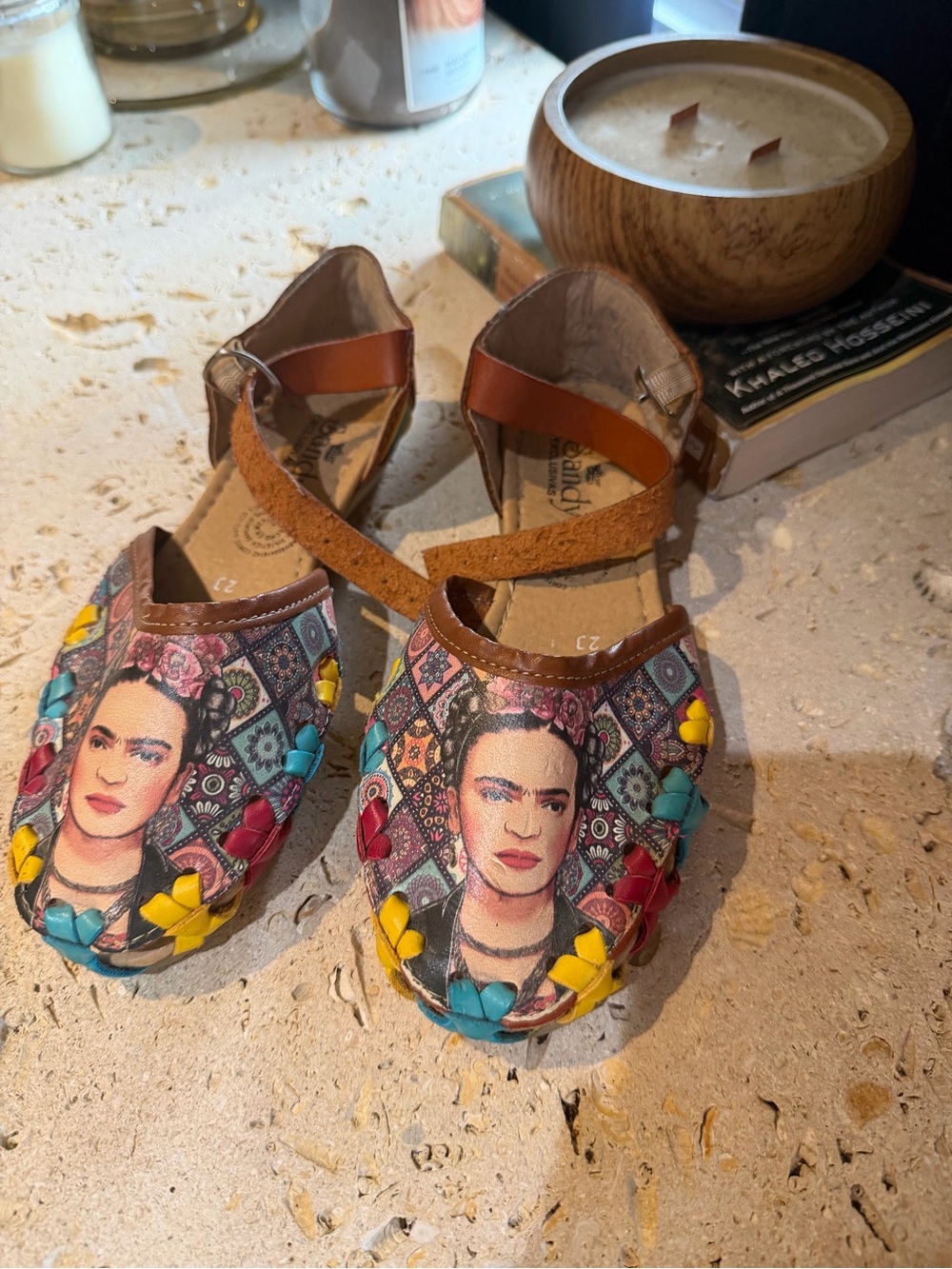 🔥🔥 Frida Kahlo Printed Leather Sandals Size 6! 🔥🔥